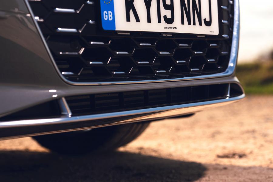 Детали экстерьера Audi S4 Avant TDI (B9) 2019 года  (UK) (фото 13 из 40)